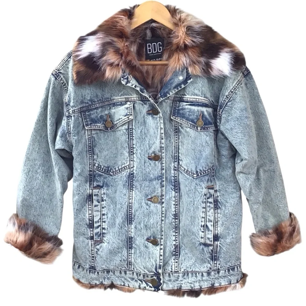BDG Urban Outfitters Faux Fur Lined Denim Trucker Jacket Women’s Size XS… - Picture 8 of 12